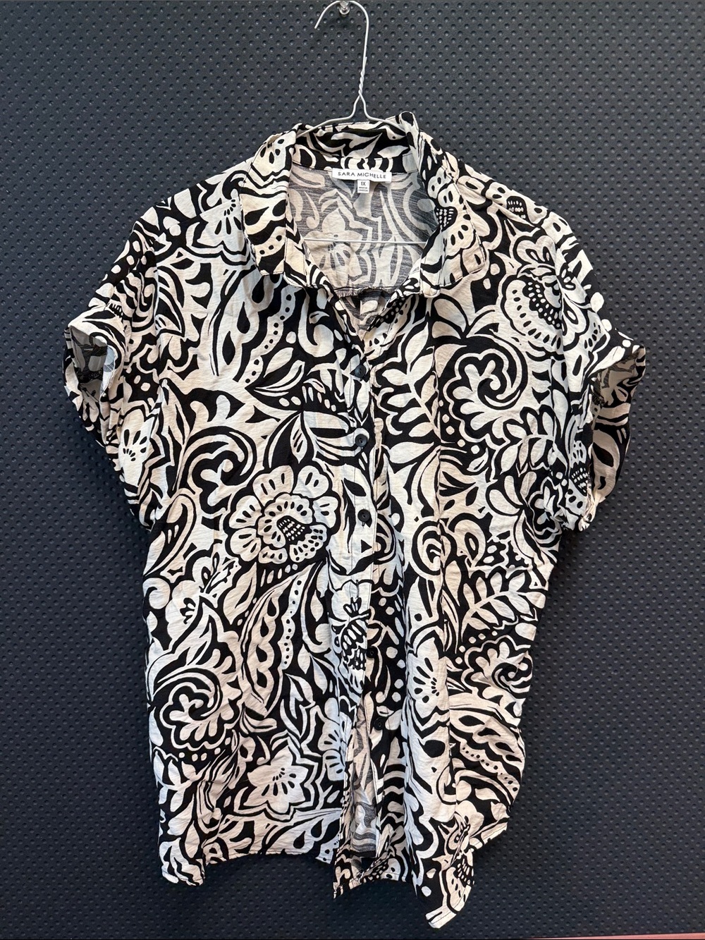 Sara Michelle Black & Cream Floral Button-Down Shirt
